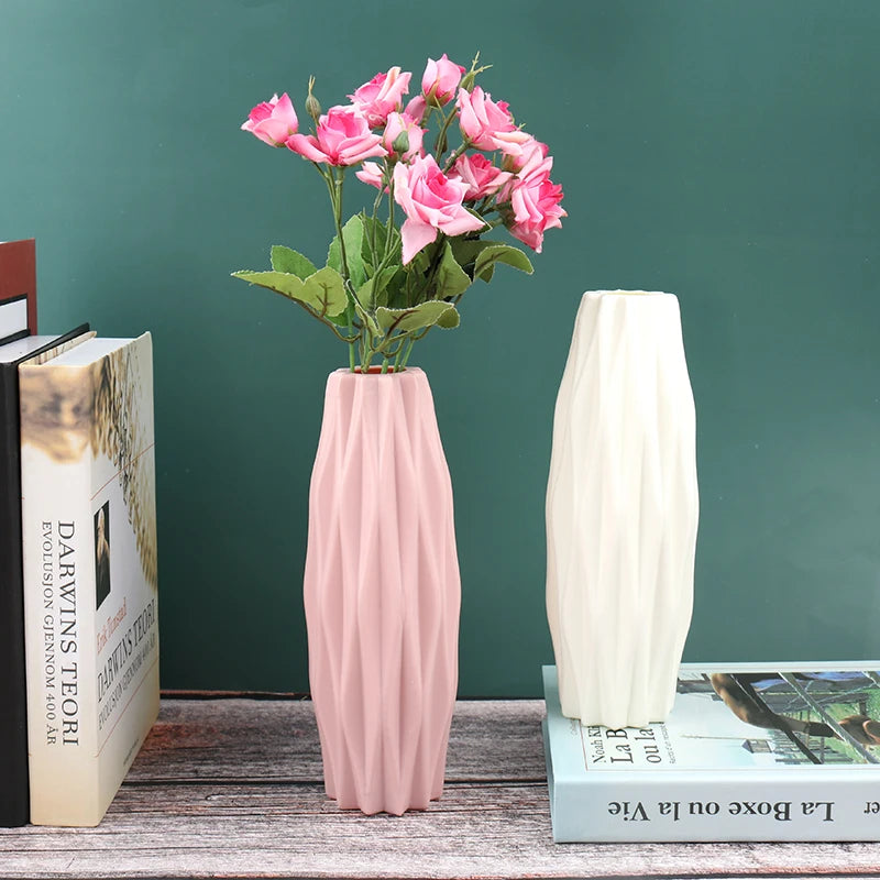 White Diamond Pattern Vase - Durable Imitation Ceramic Flower Pot