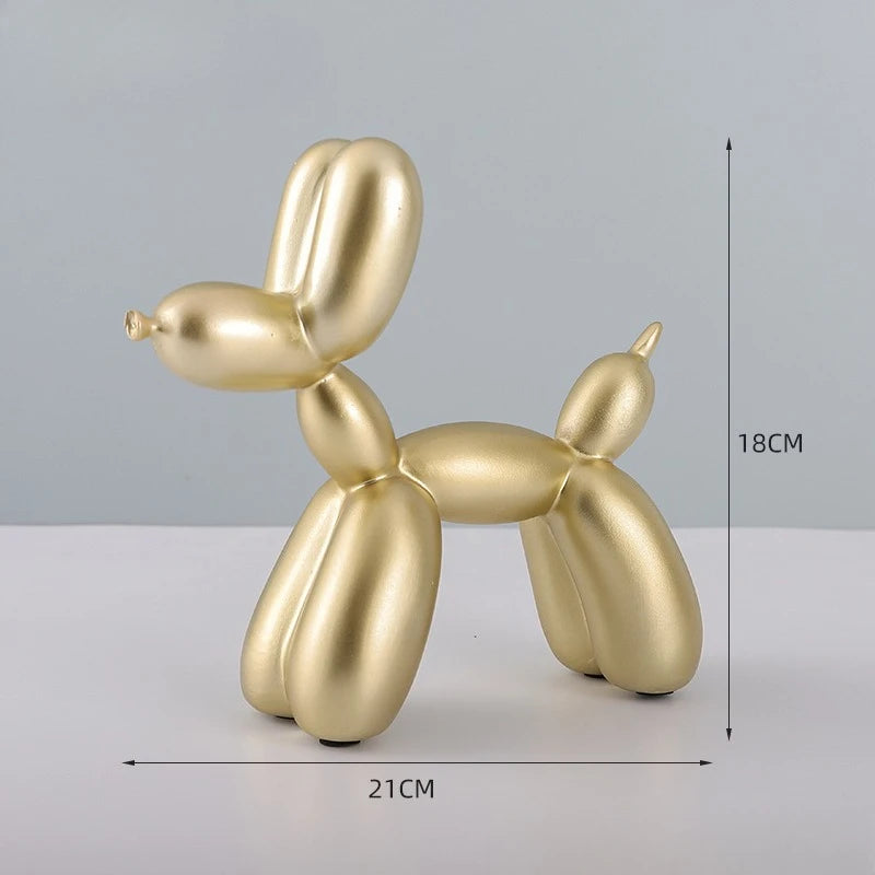 Nordic Living Room Decor - Stylish Figurines and Ornaments for Your Home