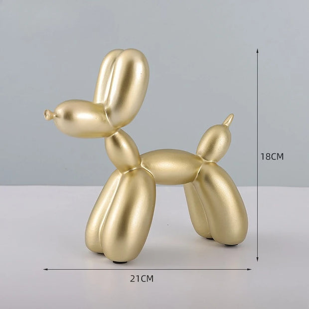 Nordic Living Room Decor - Stylish Figurines and Ornaments for Your Home