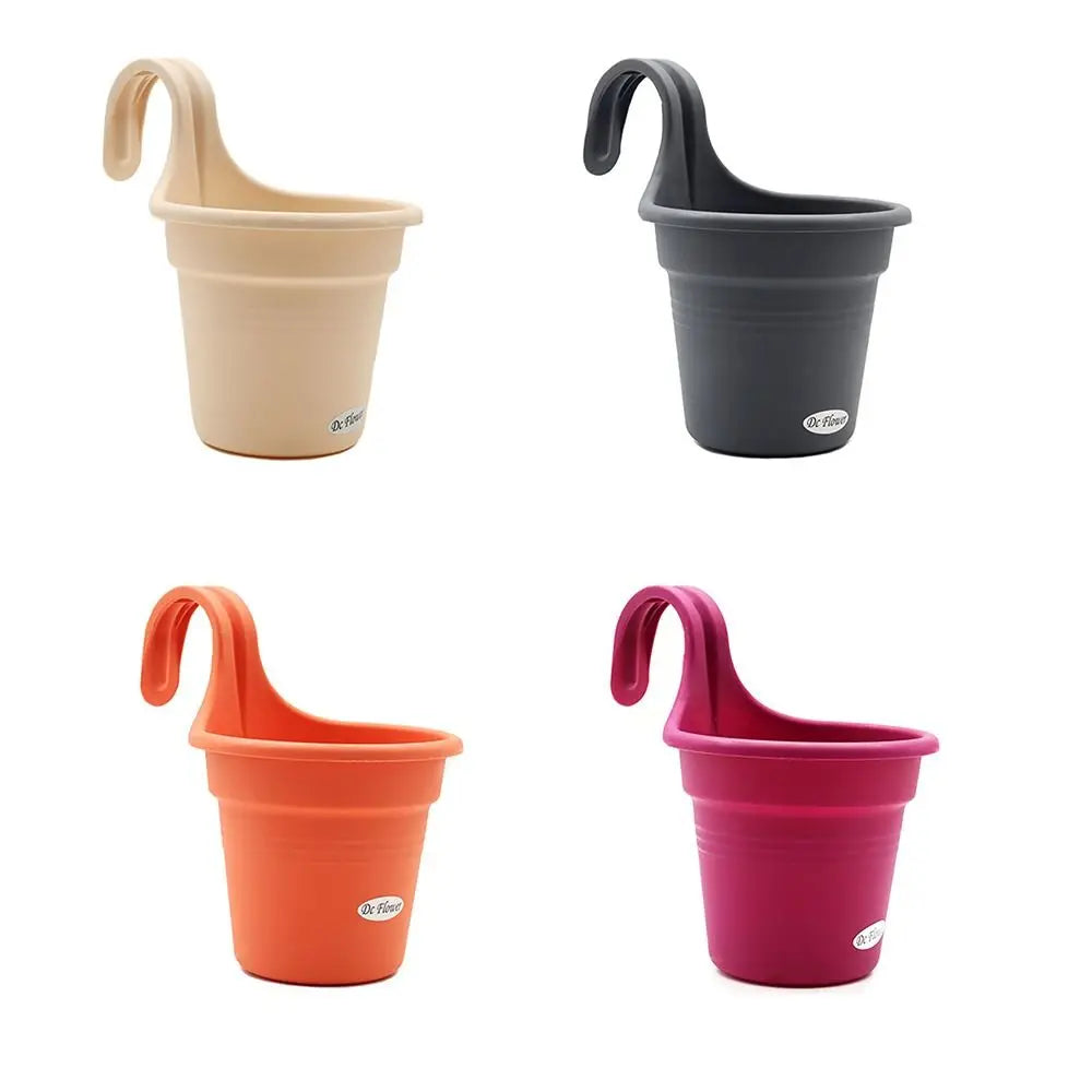 Wall-Mounted Flowerpot - Resin Hanging Planter for Garden Decoration