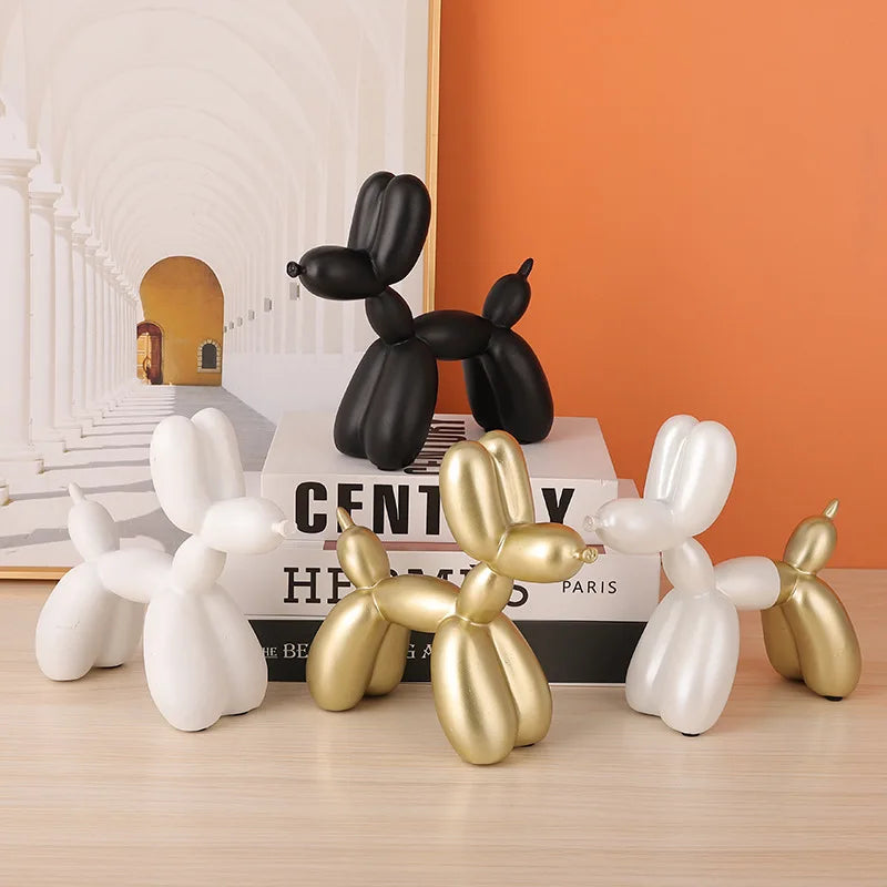 Nordic Living Room Decor - Stylish Figurines and Ornaments for Your Home