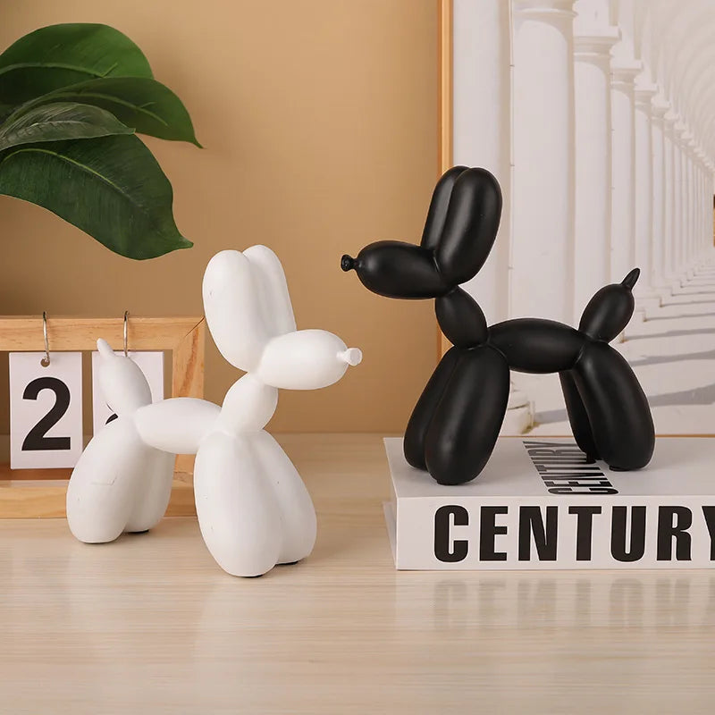 Nordic Living Room Decor - Stylish Figurines and Ornaments for Your Home